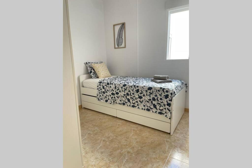 Uim Mediterraneo Poeta 1 Wifi Sagunto エクステリア 写真